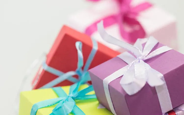 Wrapped gift boxes with ribbons, for retail chains, corporate wellness and gifting